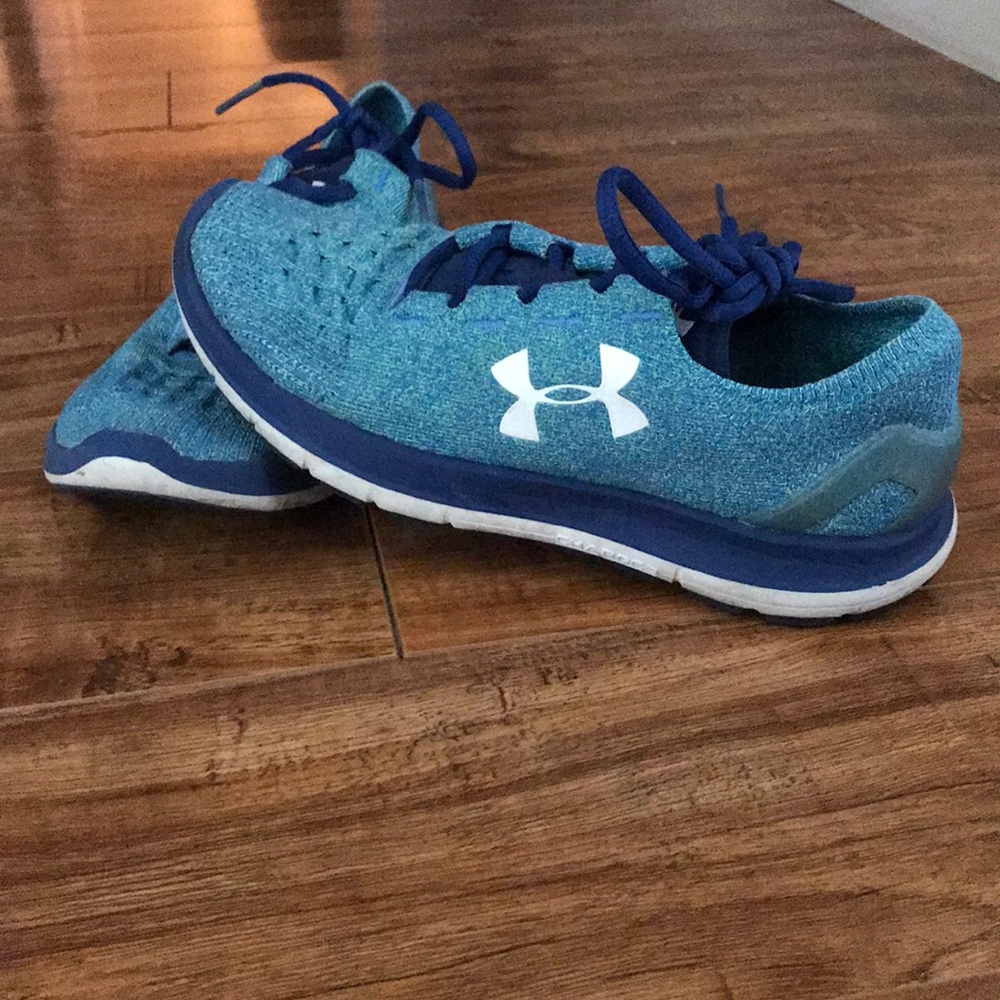 Running shoes